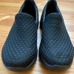 Great pair of Skechers Sports